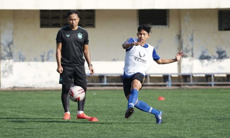 Pemain PSIS sedang berlatih persiapan menghadapi Liga 1 2021. Foto : psis.co.id