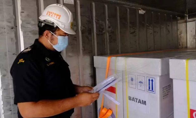 indoposco Bea Cukai Batam Percepat Layanan Importasi Hibah Vaksin Singapura