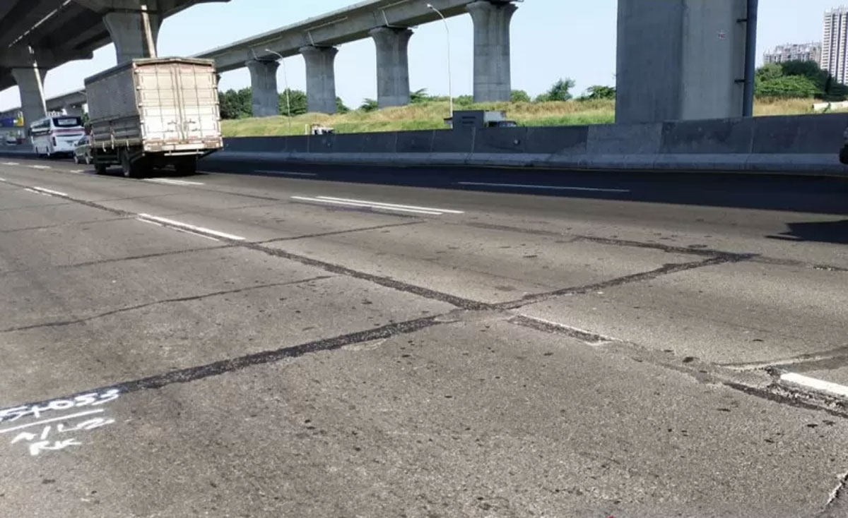 Jasa Marga Perbaiki Tiga Titik Jalan Tol Jakarta Cikampek Indoposco