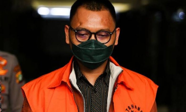 Akbar Tandaniria