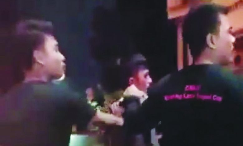 polisi dikeroyok