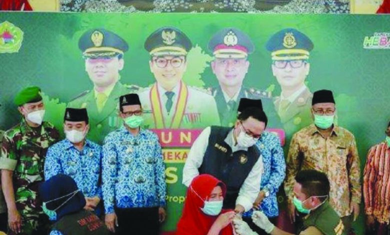 vaksin berhadiah