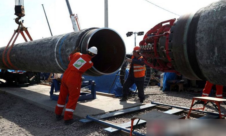 Pekerja Konstruksi Pipa Gas