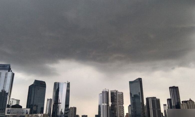 Langit di Jakarta