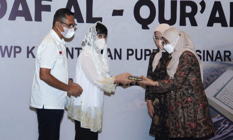Proses Penyerahan Al-Qur'an