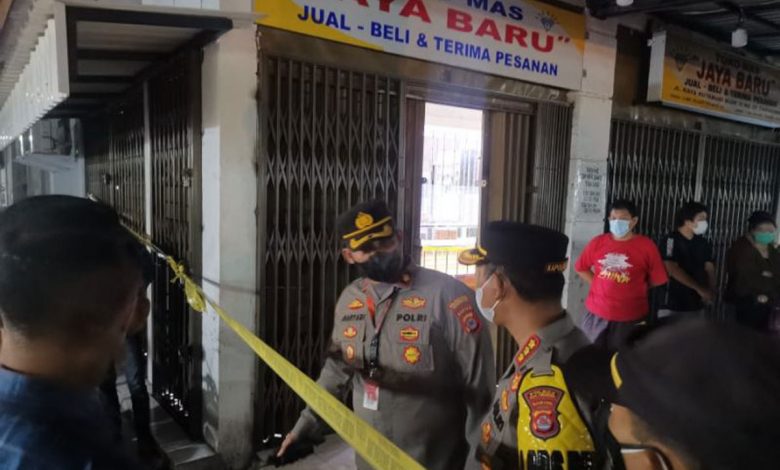 TKP Perampokan Toko Emas