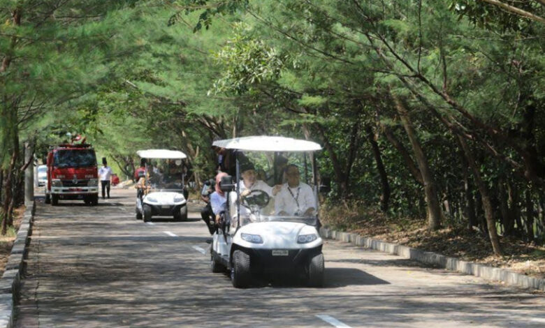 Hutan-Bakau-Surabaya