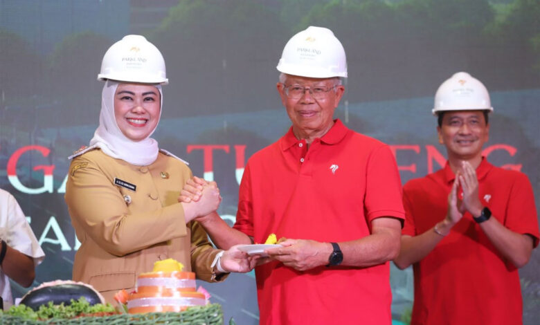potong-tumpeng