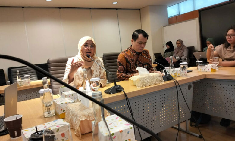 Kiki-Yulianti-co
