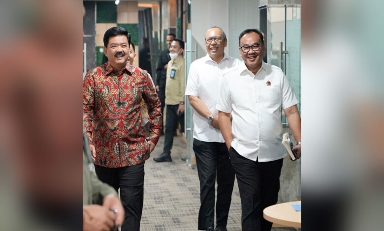 Rapat-Evaluasi-Kinerja-co