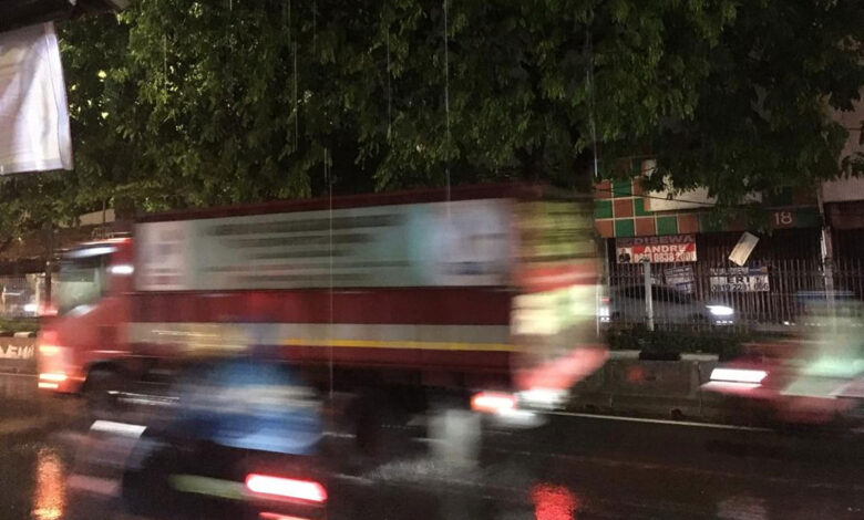 Hujan-Jabodetabek-co
