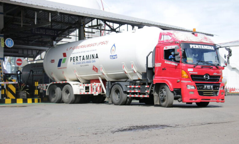 Mobil-Tangki-Pertamina-co
