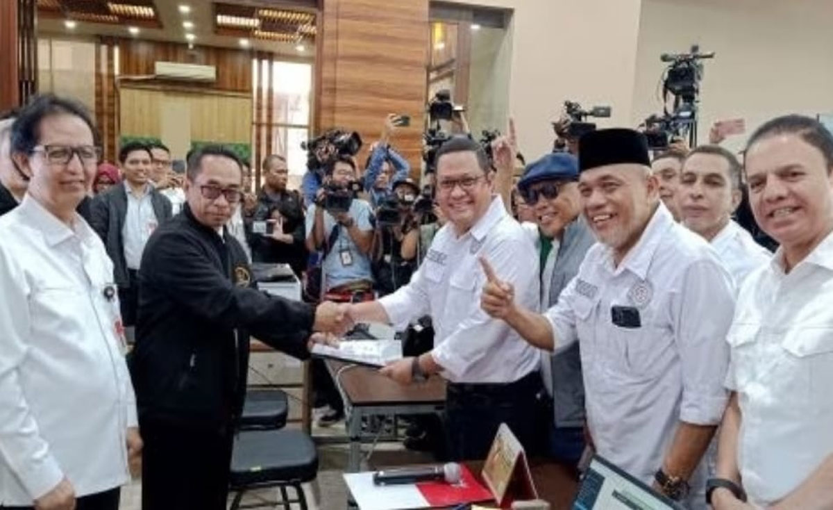 Ada Ketidaknormalan Di Pilpres 2024 Tim Hukum AMIN Ajukan PHPU Ke MK