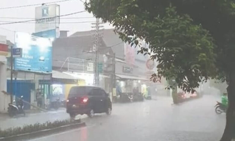 Waspadai Potensi Hujan Di Jakarta Di Siang Dan Sore Hari Indoposco