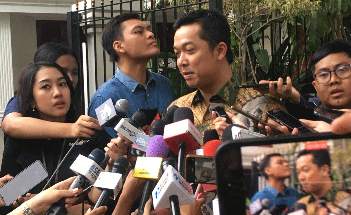 Taufik-Hidayat-co