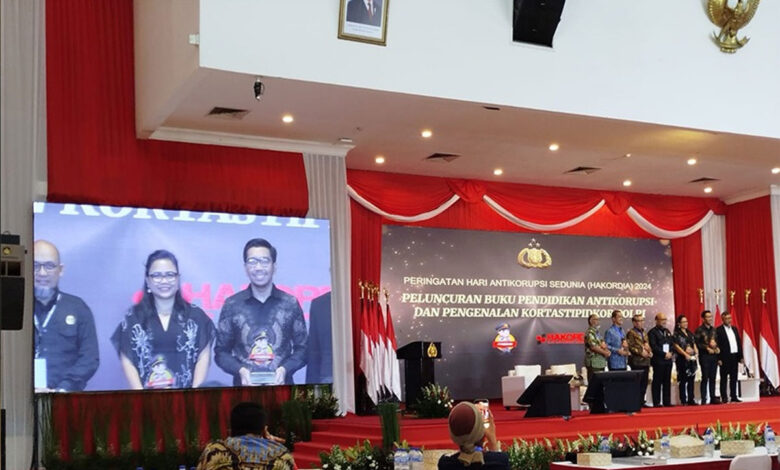 Peluncuran-Buku