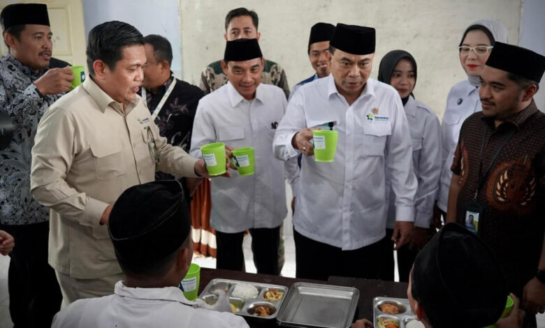Menkop-Budi