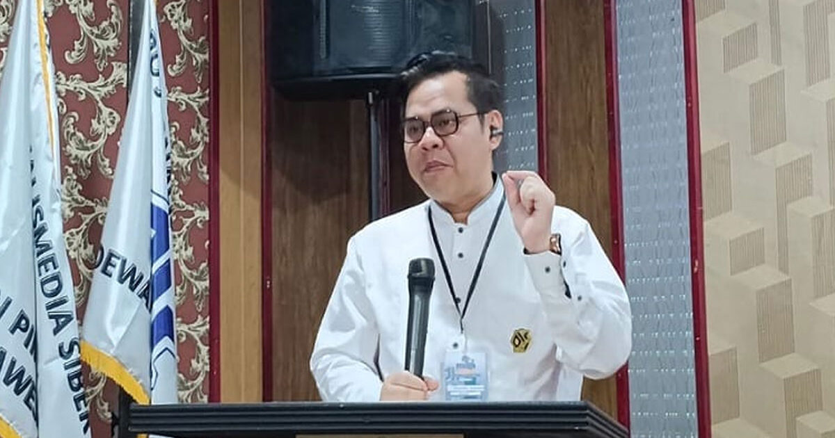 Rizaludin-Kurniawan