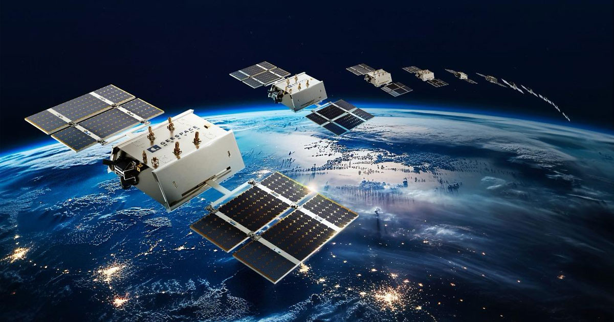 Satelit