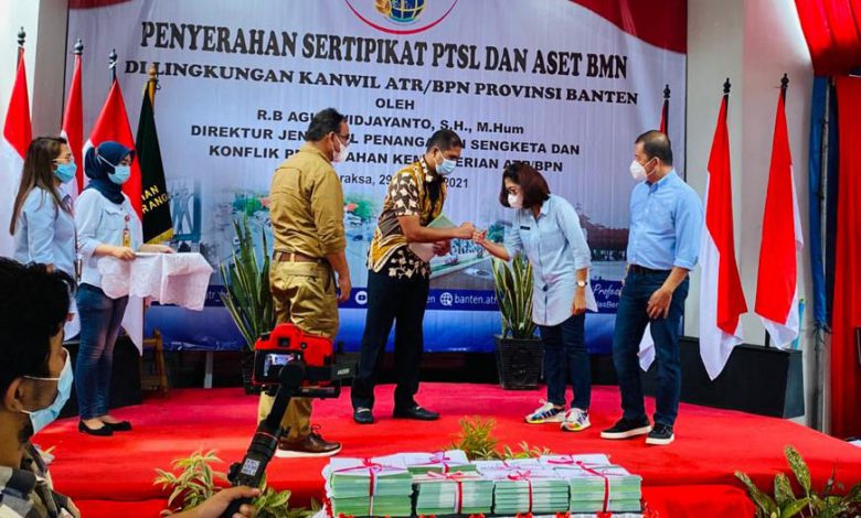 Polda Banten Terima Sertifikat Hak Tanah dari BPN Provinsi Banten