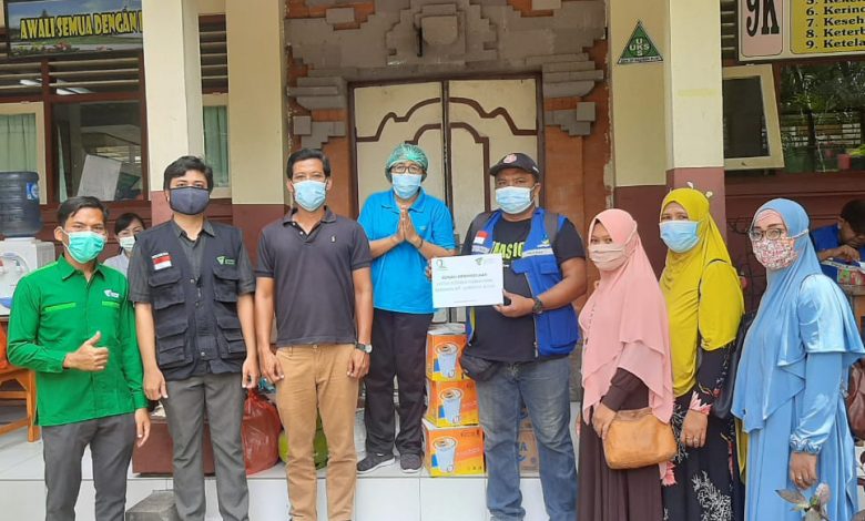 Dompet Dhuafa Dan Mt Qurrata A'Yun Salurkan Bantuan Bagi Penyintas Kebakaran Di Denpasar