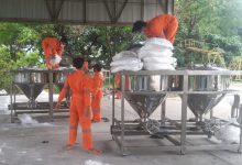 BNPB Taburkan 9,2 Ton Garam untuk Antisipasi Banjir di Jakarta