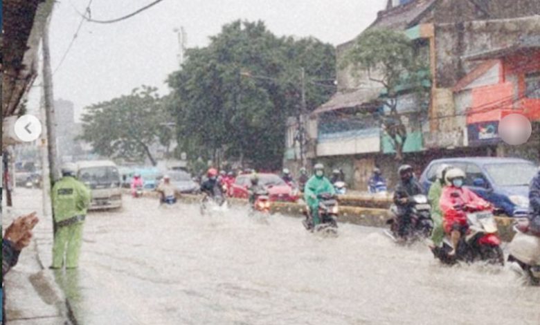 Antisipasi Banjir, Dirlantas PMJ: Siagakan 100 Petugas di Simpul Kemacetan