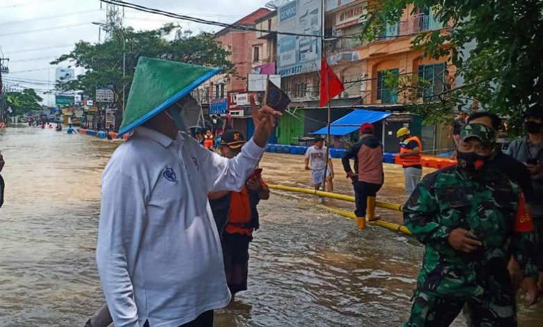 Gubernur Banten Tinjau Banjir di Kota Tangerang