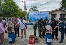 Bea Cukai di Kalimantan Musnahkan Berbagai Barang Ilegal Hasil Sitaan