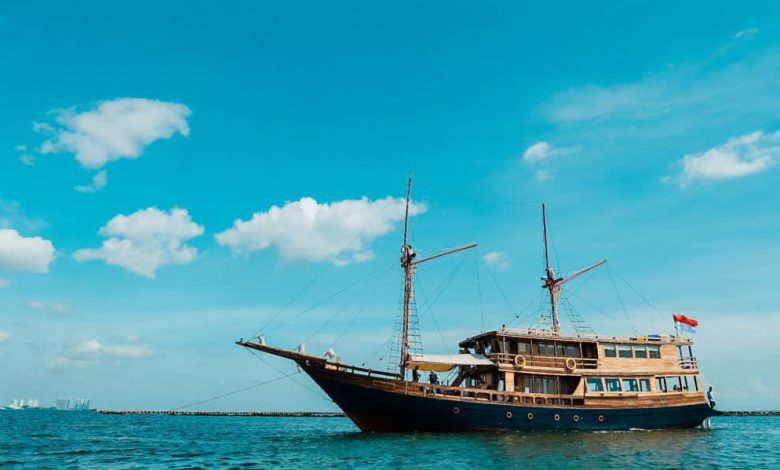 Mau Bisa Coba Wisata Kapal Agustine Phinisi Di Kepulauan Seribu