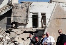 Akhiri Kekerasan, Paus Fransiskus Tiba di Mosul, Irak Utara