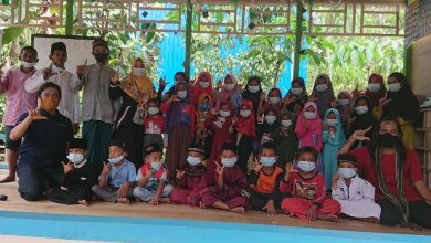 Kegiatan Mendongeng Dari Para Penggiat Literasi Di Kubu Raya, Kalimantan Barat (Kalbar) Dalam Memperingati Hari Dongeng Sedunia 20 Maret 2021. Foto : Ist