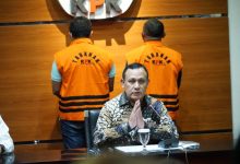 Ketua KPK, Firli Bahuri, dalam konferensi pers di Gedung KPK, Kamis (22/4), di Jakarta. ANTARA/Humas KPK