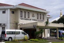 Curiga Ada Keterlibatan 'Orang Dalam', Pendiri Banten Minta Pemprov Investigasi Pemotongan Dana Hibah