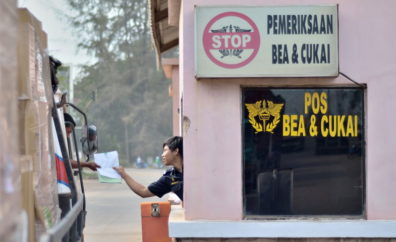 indoposco Ini Ketentuan Bea Cukai Bagi Orang yang Melewati Perbatasan Indonesia