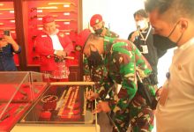 Komandan Grup 1 Kopassus Resmikan Gedung Museum Golok Indonesia