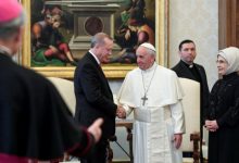 Paus Fransiskus Serukan Akhiri Konflik Israel dan Gaza