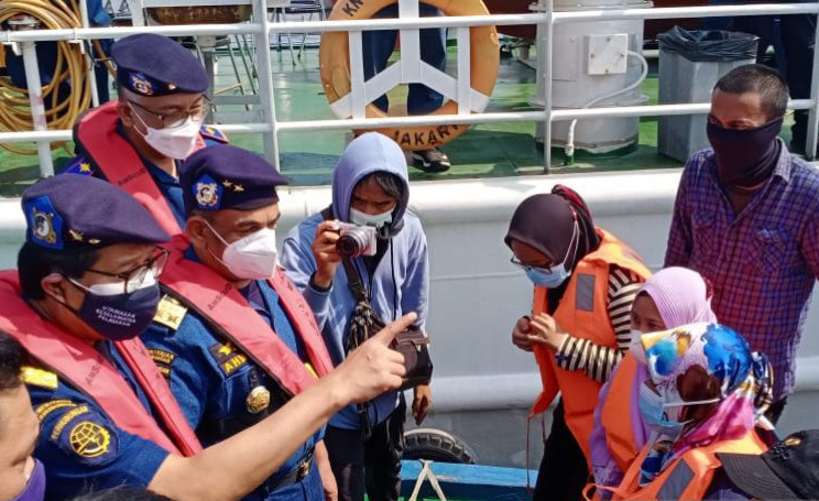 Petugas Plp Tanjung Priok Cegah Mudik Dengan Kapal Nelayan