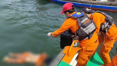 Lima Korban Kapal Tenggelam Ditemukan Tewas Mengapung