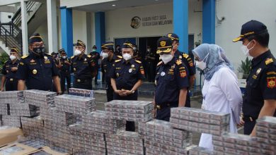 Bea Cukai Banten Ringkus Truk Berisi Jutaan Batang Rokok Ilegal