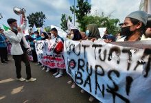 Desak Kejati Usut Dugaan Korupsi di Pemprov Banten