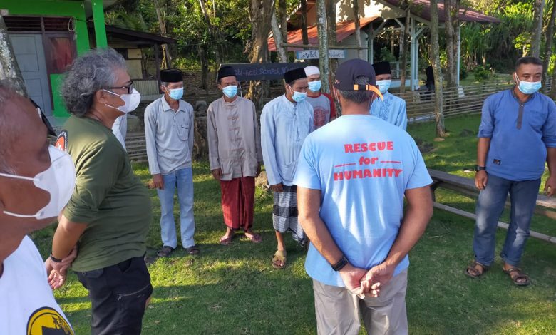 IOF Jakarta Beri Bantuan pada Petani Kampung Cegog Pandeglang