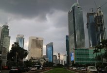 Jakarta Diprakirakan Hujan pada Siang dan Malam Hari Ini