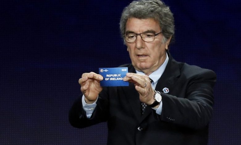 Mantan kiper Italia Dino Zoff saat undian kualifikasi Euro 2016 di Nice, Prancis. Foto : Antara/AFP/Valery Hache