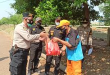 Polres Tanjung Priok Terus Gerilya Salurkan Bansos Ppkm Level 4 Ke Masyarakat