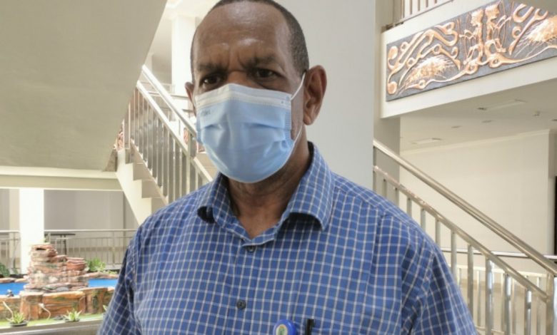 Direktur Rumah Sakit Papua Barat Dokter Arnold Tiniap. Foto : Antara/Hans Arnold Kapisa