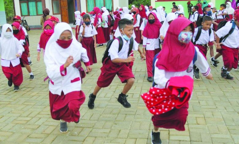 Kelamaan Sekolah Daring, Salah Masuk Kelas - Indoposco