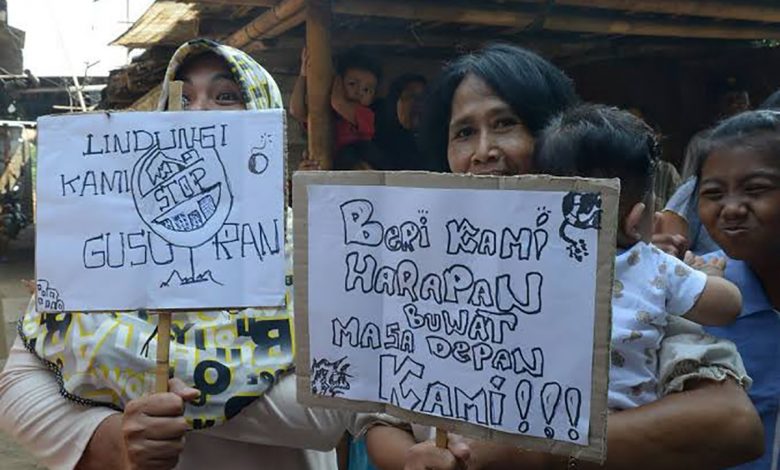 Anies Diminta Realisasikan Janji Hunian Layak Kampung Bayam
