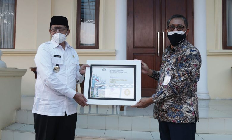 Gubernur Banten Terima Penghargaan Bkn Award 2021