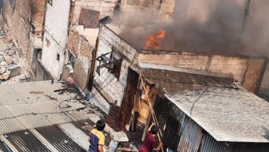 Kampung Padat Penduduk Di Grogol Petamburan Terbakar